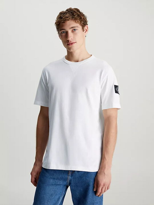 Erkek Ck Logolu Bisiklet Yaka Badge Regular T-Shirt - Beyaz - CALVIN KLEIN