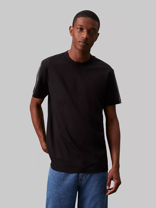 Erkek Logo Tape Tee T-Shirt-Siyah - CALVIN KLEIN