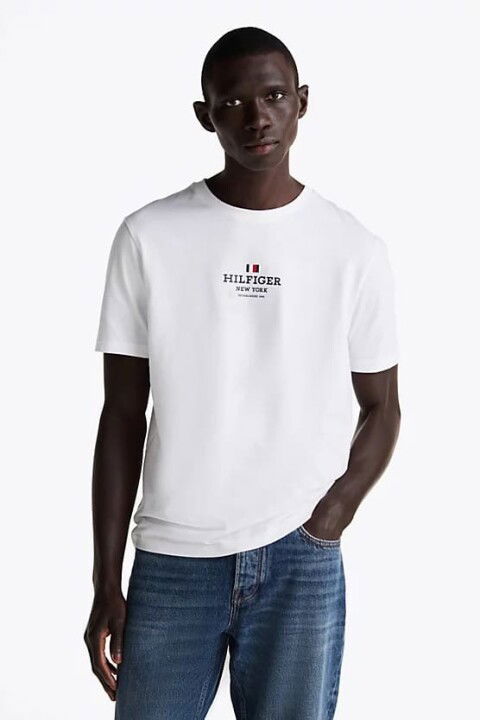Erkek TH Logolu Yuvarlak Yaka T-Shirt - Beyaz - Tommy Hilfiger