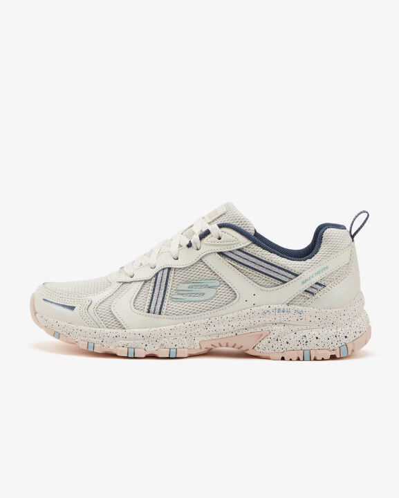 Kadın Hillcrest - Vast Adventure Spor Ayakkabı-Beyaz - SKECHERS