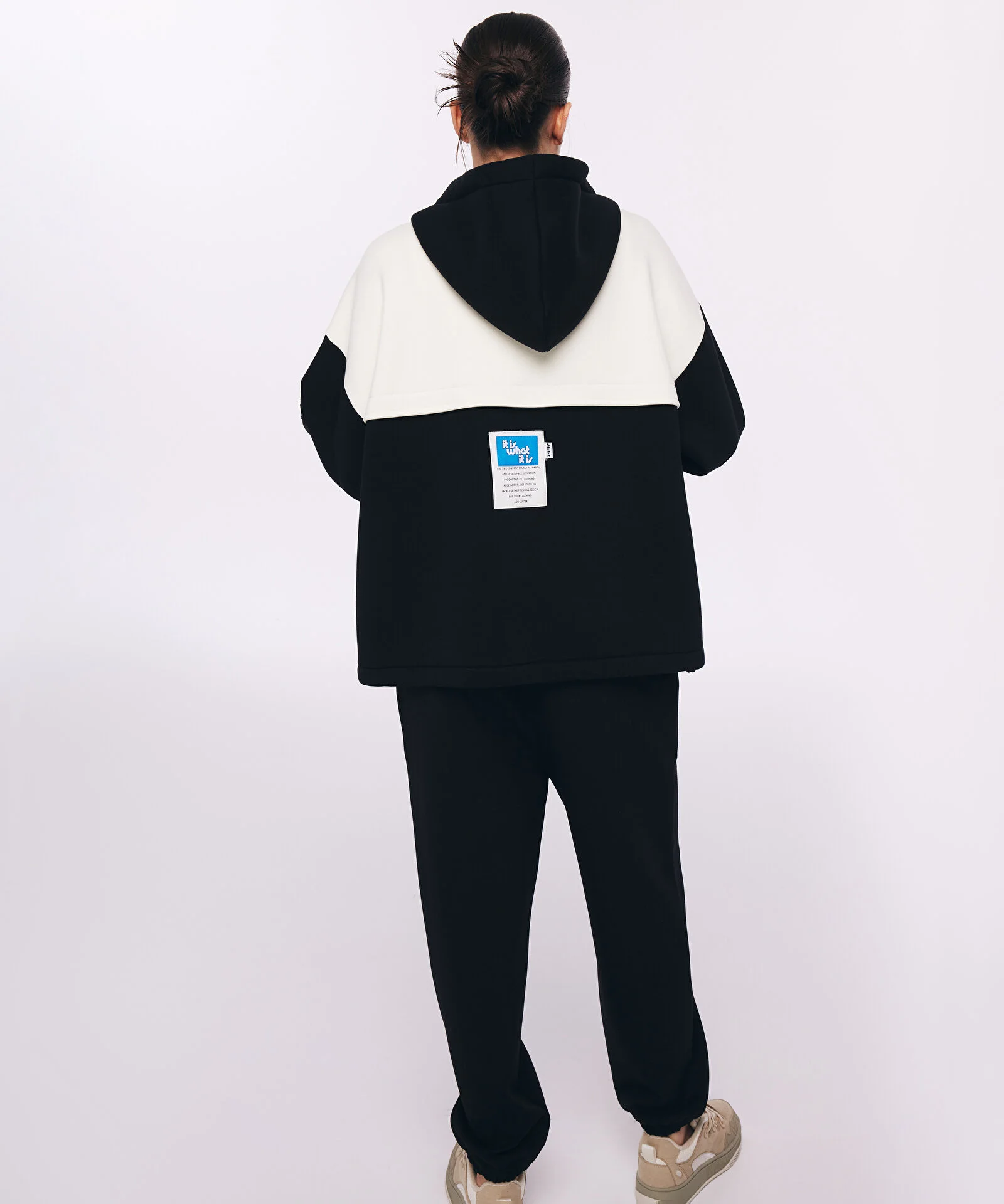 PATCH AKSESUARLI COLORBLOCK SWEATSHIRT-SİYAH - 5